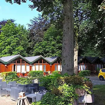 Motel Oostvoorne מוטל 3*