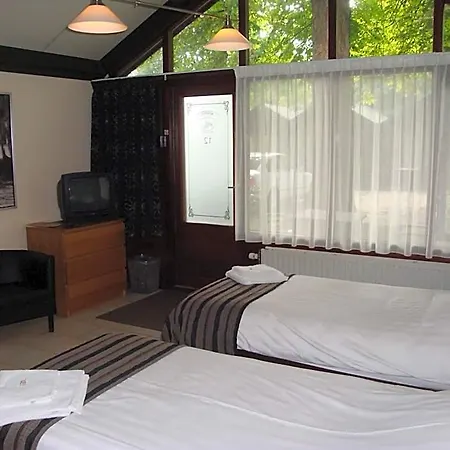 מוטל Motel Oostvoorne אוסטבורנה