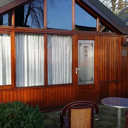 Motel Motel Oostvoorne 3*