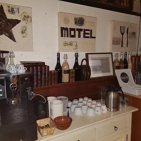 Motel Oostvoorne 3*