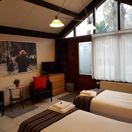 Motel Oostvoorne 3*