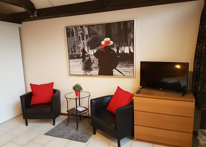 Motel Motel Oostvoorne 3*