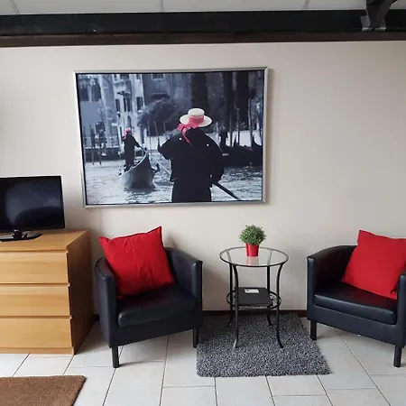 Motel Oostvoorne モーテル 3*