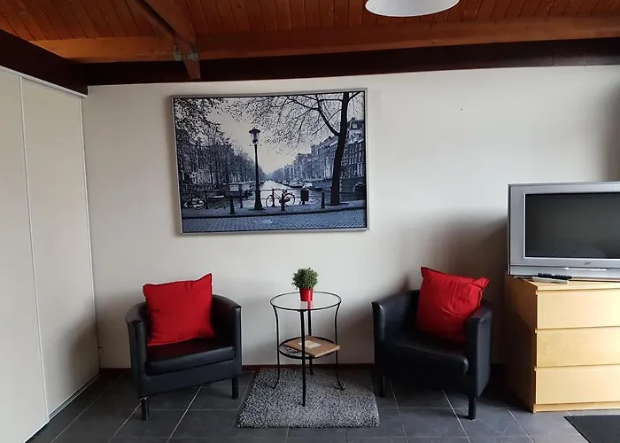 Motel Motel Oostvoorne 3*